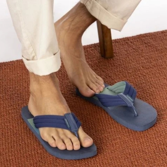 Havaianas Other - NWT Men's Havaianas Urban Print Sandals